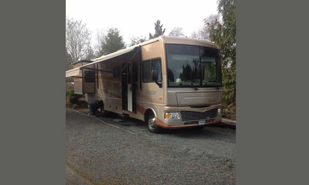 Reva and Dale's 2007 Fleetwood Bounder. 